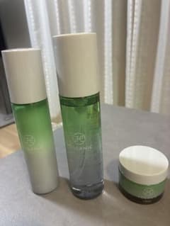YOGANIC　基礎化粧品　スキンケア　セット(化粧水/乳液/クリーム)のサムネイル