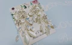 Love Tiara ブライダルイヤリングのサムネイル
