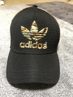 adidas キャップのサムネイル