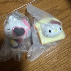 ハローキティ ガチャガチャ 2個セットのサムネイル