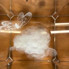3Dクリスタルガラス 薔薇と蝶の置物のサムネイル