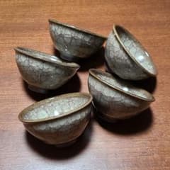 美品】 清水焼 利宗窯 古川利男 氷裂貫入 米色瓷 浮き花 お茶呑茶碗 5