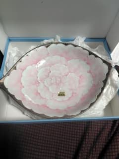 新品 有田焼 文山窯 プラチナ牡丹 深皿 ピンク 盛り皿 手がき - メルカリ