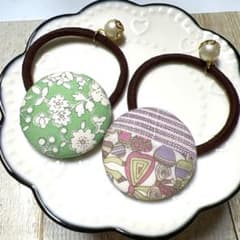 リバティ ハンドメイド ヘアゴム くるみボタン 2点セット - メルカリ