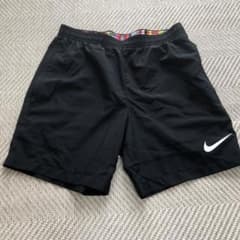 NIKE ショートパンツのサムネイル