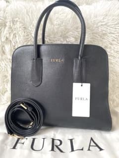美品✨　FURLA マエ　ショルダーバッグ　黒　2way 保存袋付き　レザーのサムネイル