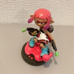 【超美品】ネオンピンク スプラトゥーン amiibo アミーボのサムネイル