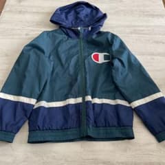 Champion チャンピオン　ジャンパー 150cmのサムネイル