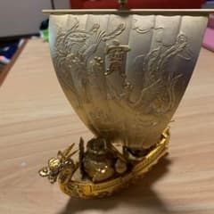 金の宝舟のサムネイル