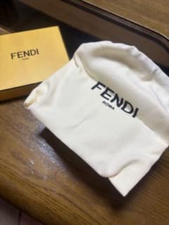 FENDI空き箱のサムネイル