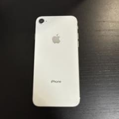 【良品】Apple iPhone 8 シルバー 64GB 本体のサムネイル