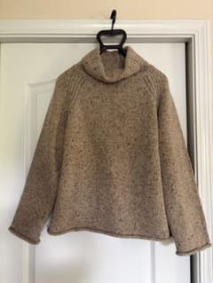【美品】ichiタートルネック ニット ベージュ 長袖のサムネイル
