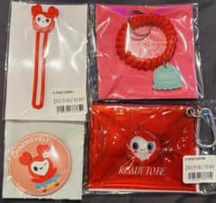TWICE チェヨン チェンブリー キーホルダー ポーチ 缶バッジ