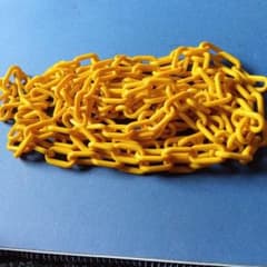 イエロープラスチックチェーンのサムネイル