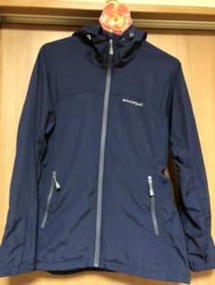 mont-bellの薄手ジャンパーのサムネイル
