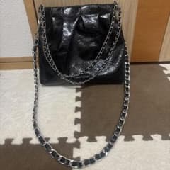 CHARLES & KEITH チェーンショルダーバッグのサムネイル