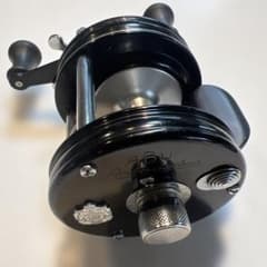 美品　アブ アンバサダー 5600C黒ベロ フットNO.070007 美品 アブ アンバサダー 5600C黒ベロ フットNO.070007 - メルカリ