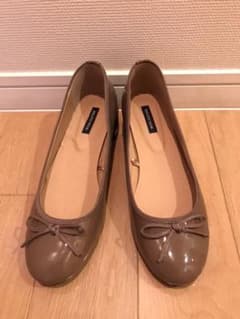新品∗︎*゜ バレーシューズのサムネイル