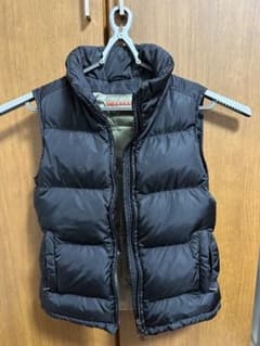 prada sports ダウンベスト ウィメンズ - メルカリ