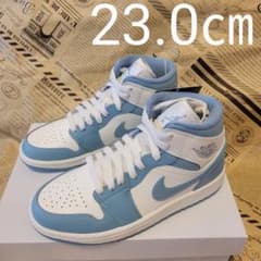 23.0㎝　ナイキ ウィメンズ エアジョーダン1 ミッド　ユニバーシティブルー