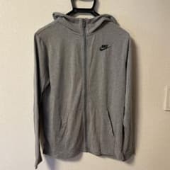 Nike グレー 160㎝ フード付きパーカーのサムネイル