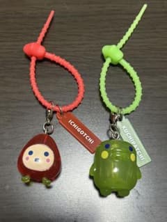 たまごっち　カラフルマルチチャームアナザーカラーver くちぱっち　いちごっちのサムネイル