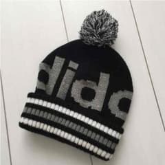adidas▽ロゴ ニット帽のサムネイル