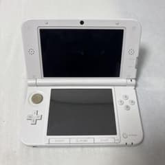 Nintendo 3DS LL 本体 ミント×ホワイトのサムネイル