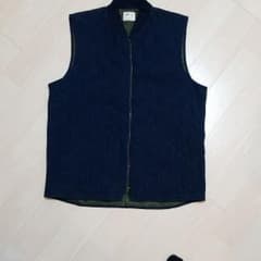 新品　GAP　ベスト　メンズＬのサムネイル