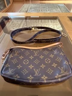 Louis Vuitton モノグラム アクセサリーポーチのサムネイル