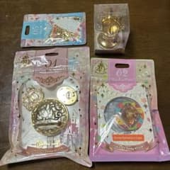 新品】東京ディズニーリゾート40周年「モーメンツゴーラウンド」4点