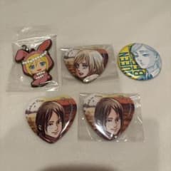 進撃の巨人 ユミル ヒストリア アニーク 缶バッジ 原作絵 - メルカリ
