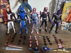 A*4様 S.H.Figuarts 仮面ライダー　ジャンク品　まとめ売り　5点セのサムネイル