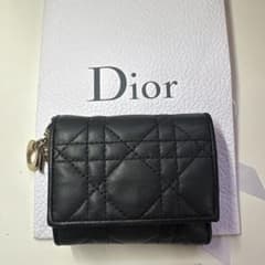 Lady Dior Louts三つ折り財布 ブラックのサムネイル