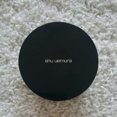 shu uemura フェイスパウダーのサムネイル
