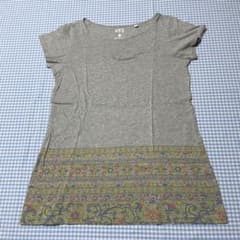 ユニクロ　UT 半袖ロングTシャツのサムネイル