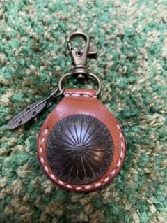 お値下げ*•.¸♬︎レザークラフト　革 ハンドメイド　キーホルダー コイン入れのサムネイル