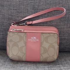 COACH ポーチのサムネイル