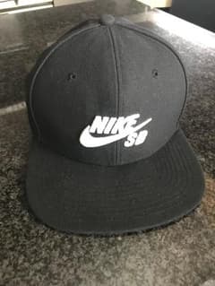 NIKE ナイキ キャップのサムネイル