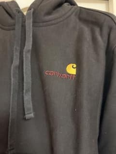 carharttパーカーのサムネイル