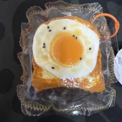 おにぎり スクイーズキーホルダー トースト 目玉焼きのサムネイル