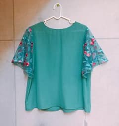 merlot  plus  花刺繍チュール袖ブラウスのサムネイル