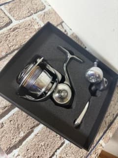 DAIWA EXIST LT4000-cxh 5000番限定ハンドルノブ付き DAIWA EXIST LT4000-cxh 5000番限定ハンドルノブ付き - メルカリ