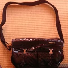 ショルダーバッグのサムネイル