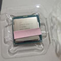 Intel Core i7-9700K 【3.6GHz/LGA1151】のサムネイル