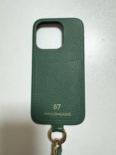 MAISON de SABRÉ グリーン iPhone15Proストラップ付きのサムネイル