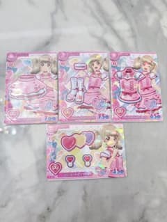 アイカツカード チャーミーリボンコーデ 4枚セットのサムネイル