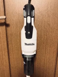 Makita スティッククリーナー 本体 - メルカリ