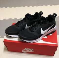 NIKE ナイキ スニーカー  エアマックス  モーションのサムネイル
