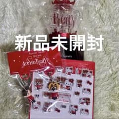 山田涼介 ハローキティ シール チャームセット ペンライト 3点セット 2026 山田涼介 ハローキティ シール チャームセット ペンライト 3点セット